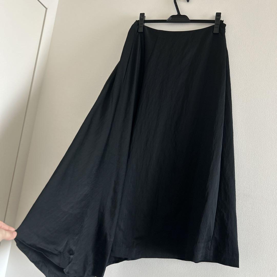 未使用 タグつき マルティニーク 黒 アシンメトリー ロング