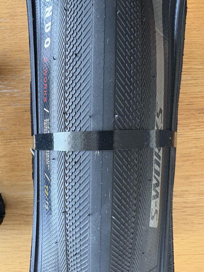 【美品】スペシャライズド S-WORKS MONDO 700x35C タイヤ