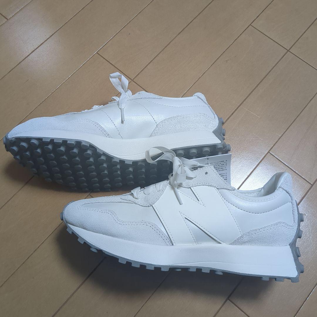 New Balance　327 25cm ホワイト スニーカー 新品、未使用！