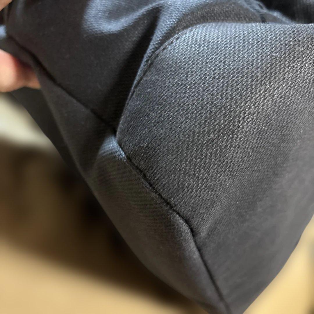 黒 トートバッグ