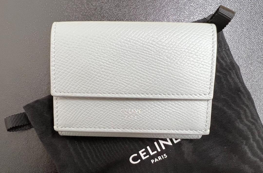 大得価爆買い CELINE 折財布 コンパクト財布 Uv3HX-m90568173532 フォールドウォレット 在庫大人気