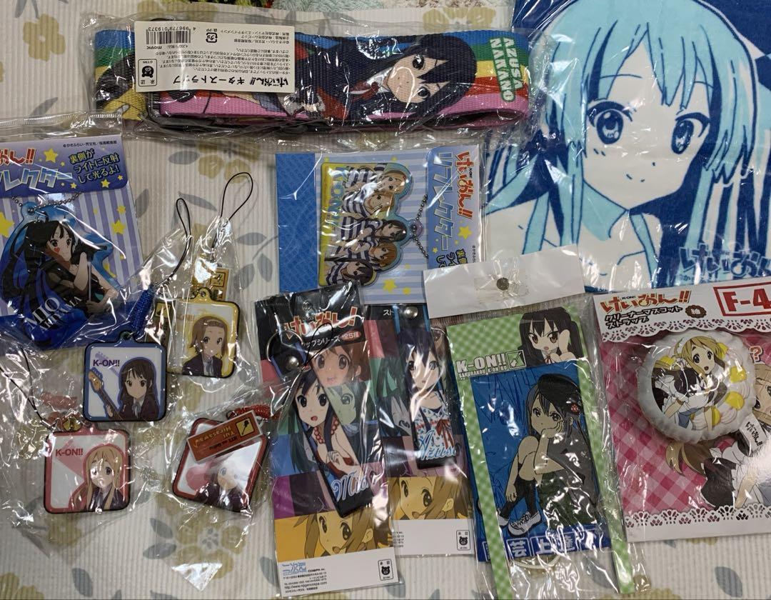 けいおん! グッズまとめ売り レア 希少品 ストラップ くじ あずにゃん 12点 けいおん! グッズまとめ売り レア 希少品 ストラップ くじ あず