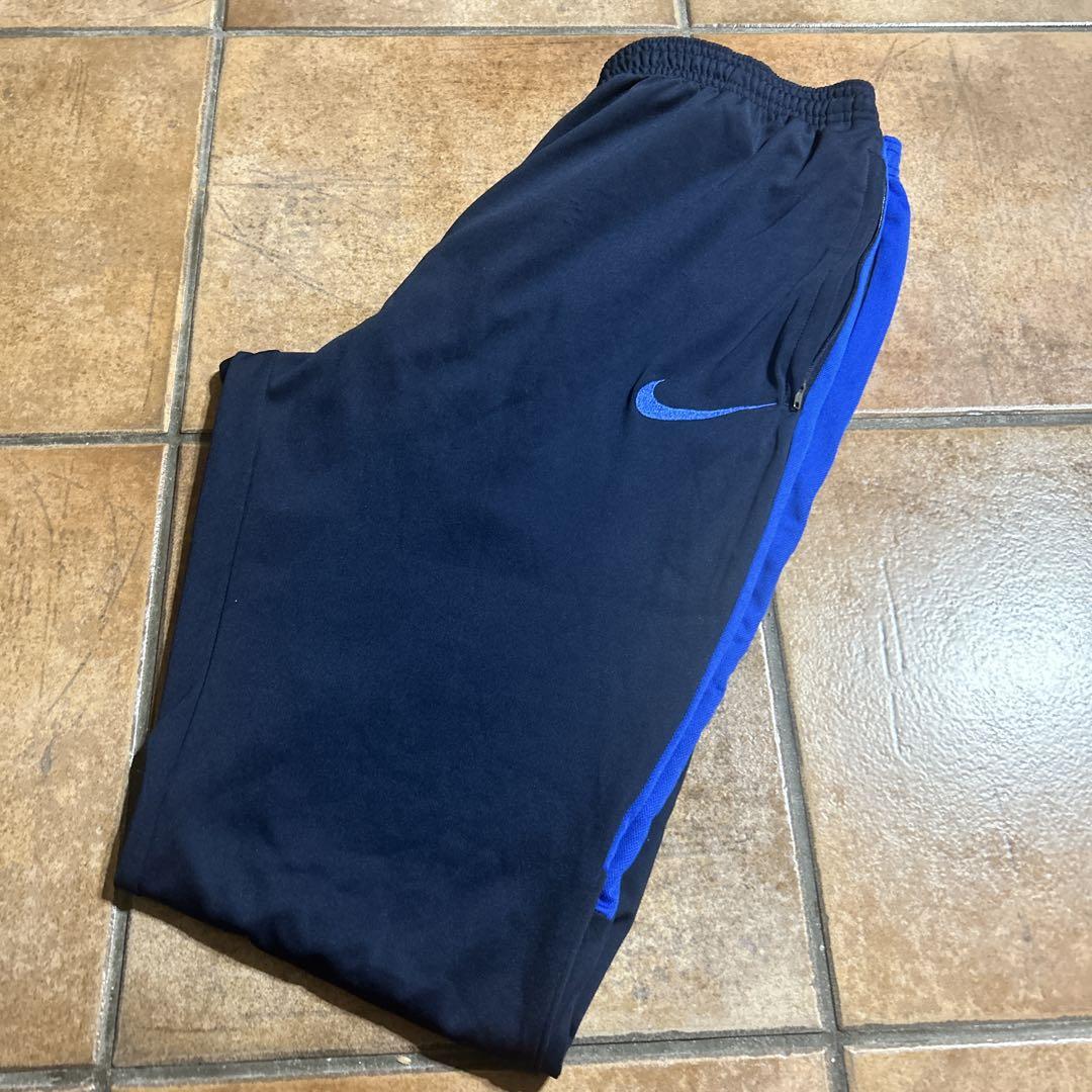 ナイキサッカーロングパンツ　サッカーウェア　メンズLサイズ　used