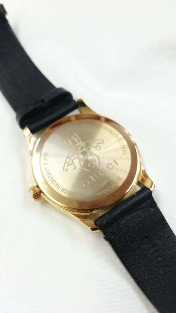 GUCCI Gタイムレス スター＆ビー 腕時計