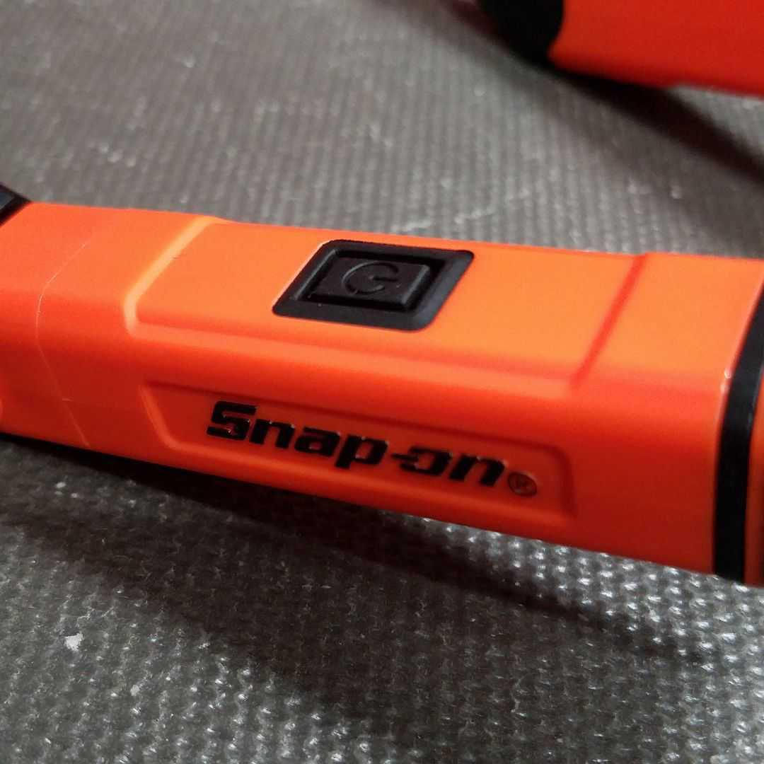 開梱 設置?無料 】 ECHDC038O LEDハンズフリーネックライト Snap-on ...