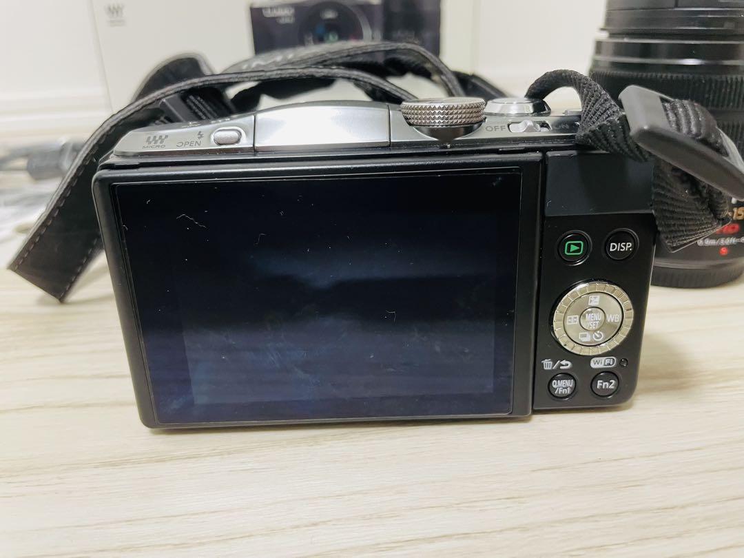 パナソニックPanasonic LUMIXG DMC-GF6W【バッテリー以外】