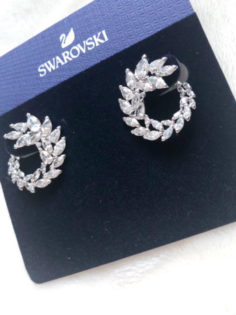 美品 新品未使用 スワロフスキー LOUISON HOOPピアス - zimazw.org 美品 新品未使用 スワロフスキー LOUISON HOOPピアス - zimazw.org