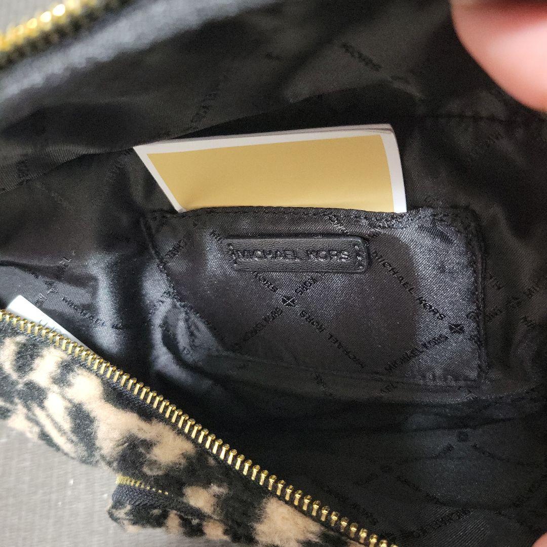 MICHAEL KORS　ウエストポーチ　ボディーバッグ　ボア