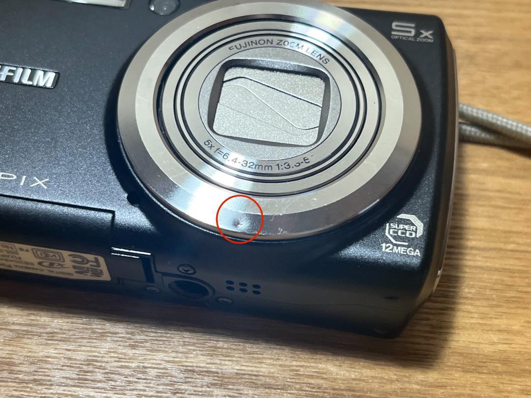 FUJIFILM FINEPIX F100fd （レンズカバー不具合）