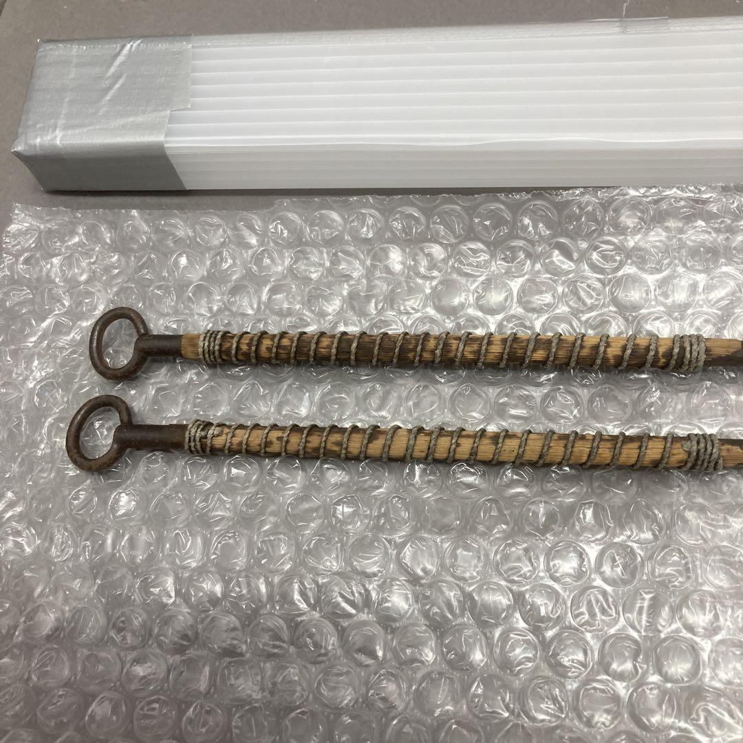 骨董品　茶道具　火箸　上部の木に糸が巻有り　全長377ミリ　S174HB