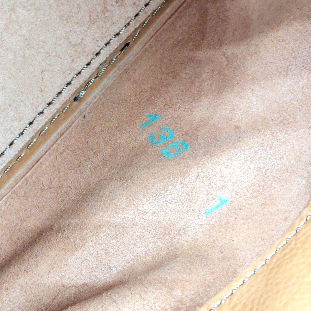 本革
