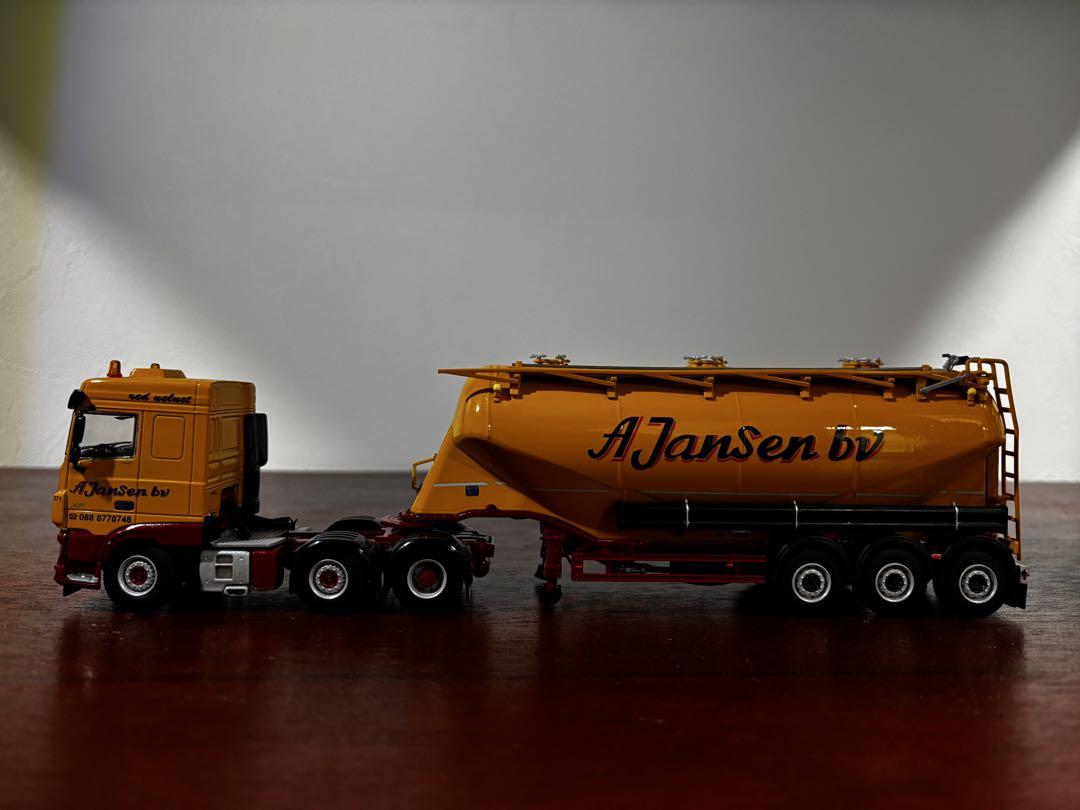 WSIMODELS 「A Jansen bv」バルクトレーラー　DAF 1/50