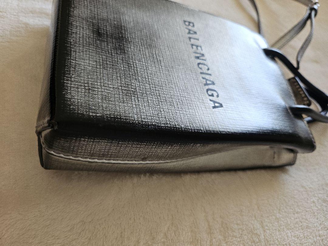 BALENCIAGA フォンホルダー
