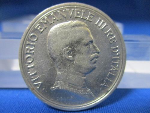 ほぼ未使用☆イタリア2リラ銀貨☆1915年／クァドリガ／k430-1
