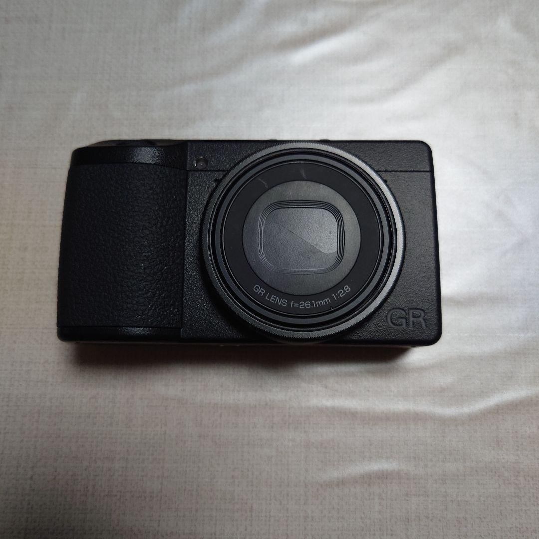 RICOH GR IIIx 本体と付属品