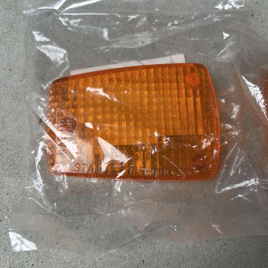 CBX400F 550F フロントウインカーレンズ　左右セット　新品未使用