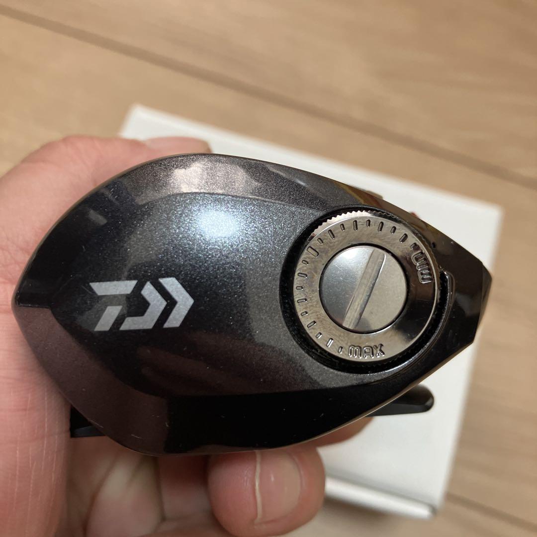 [美品]ダイワ　アルファスair7.2L 廃盤