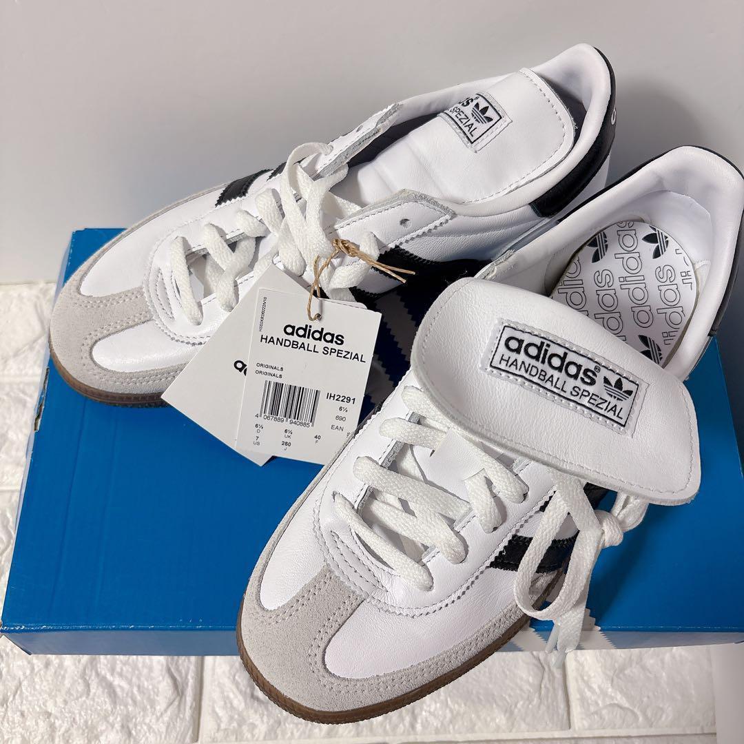 25cm アディダス　ハンドボール SPEZIAL IH2291