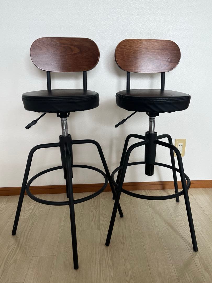 ハイチェアー2脚セット傷や汚れあり