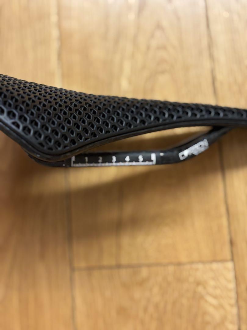 軽量3Dサドル　ショートノーズ　149g