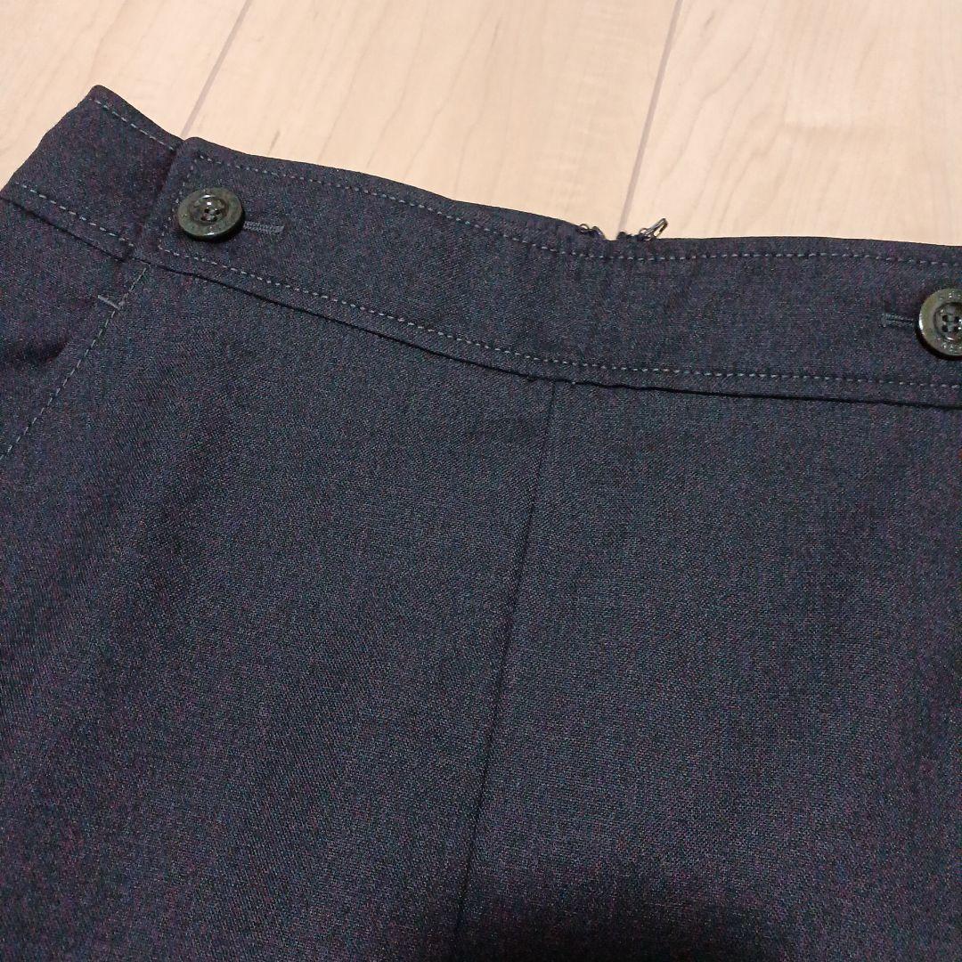 ダークグレー タイトスカート