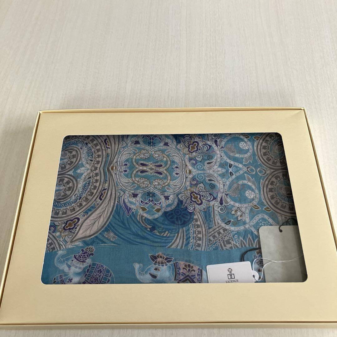 岡重　シルクショール　箱入り　シルク100% OKAJIMA