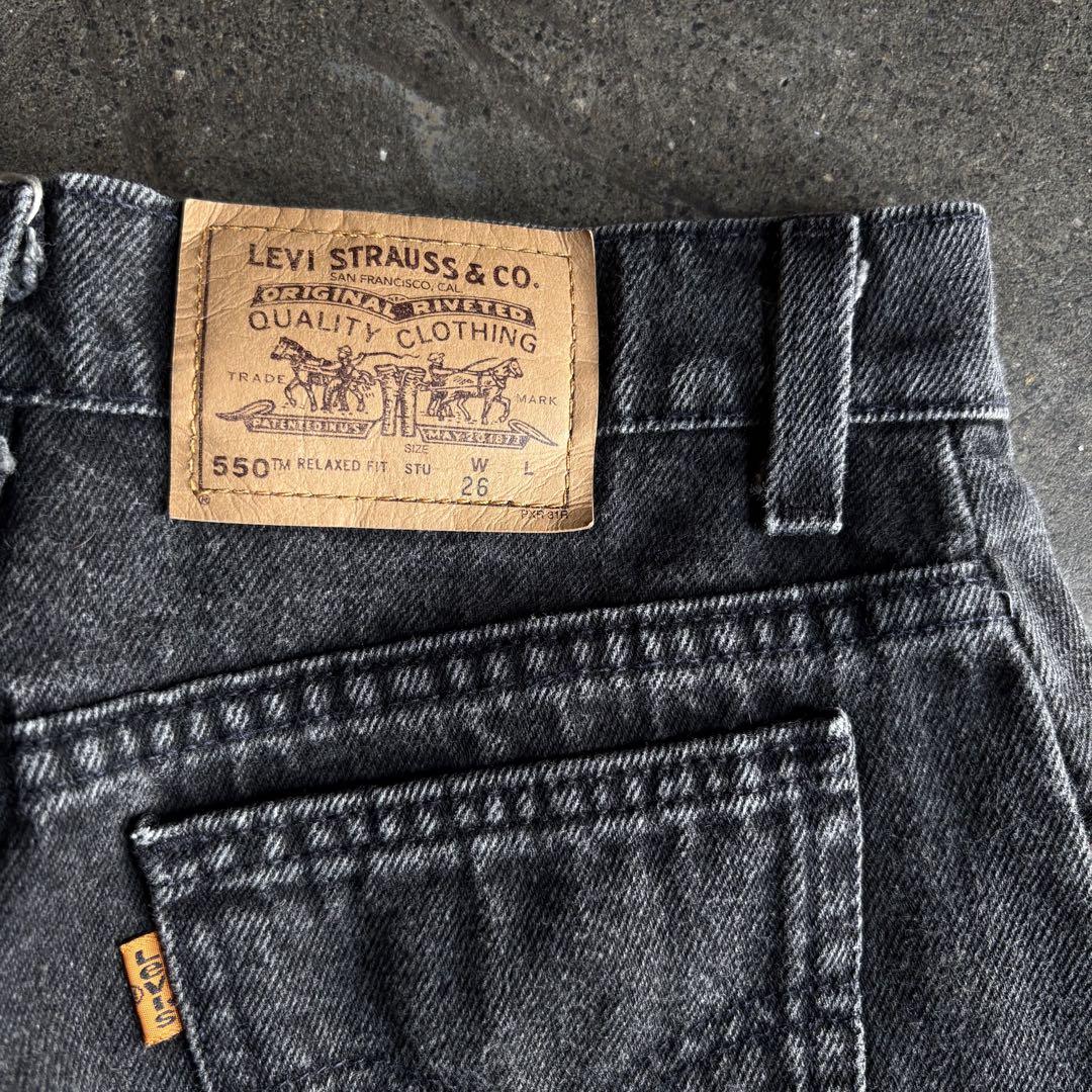 パンツ levi's 550 black denim shorts student