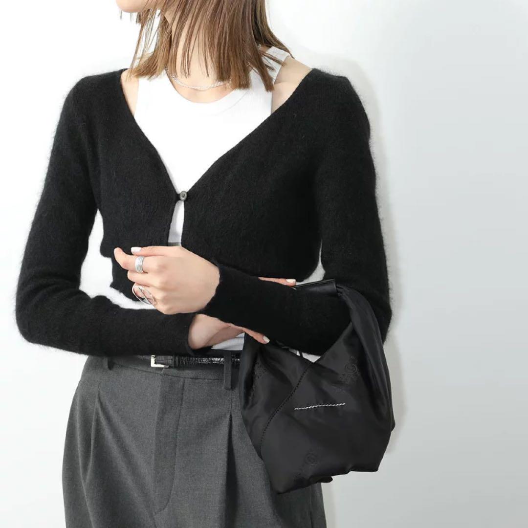 MM6 Maison Margiela SB6WD0013 P6197 ブラック