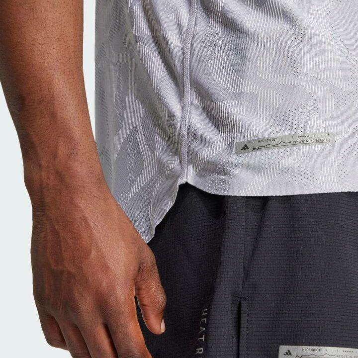 新品 L アディダス アディゼロ シングレット IY0723 JNM83