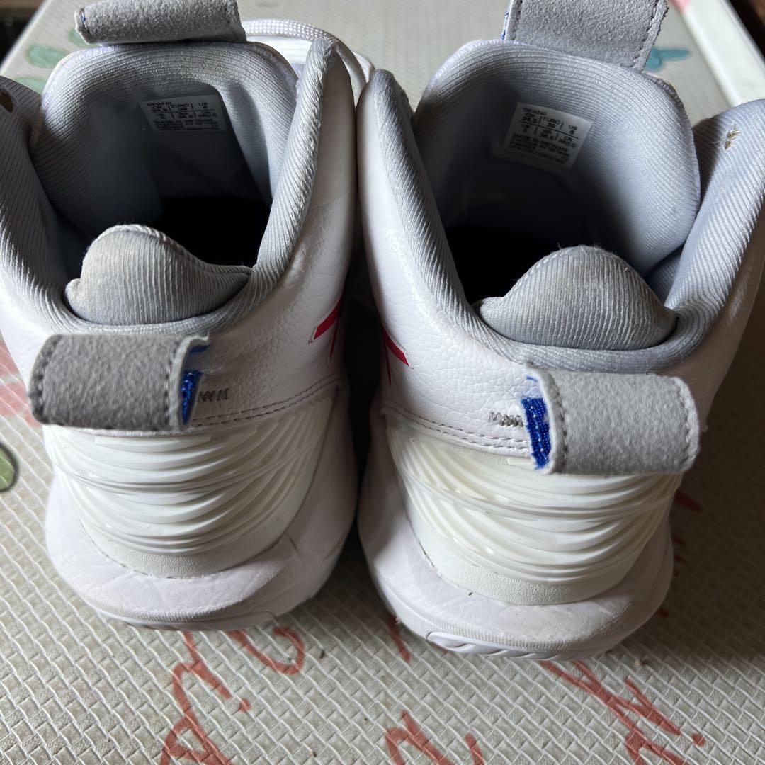 ASICS バスケットNOVA SURGE 2