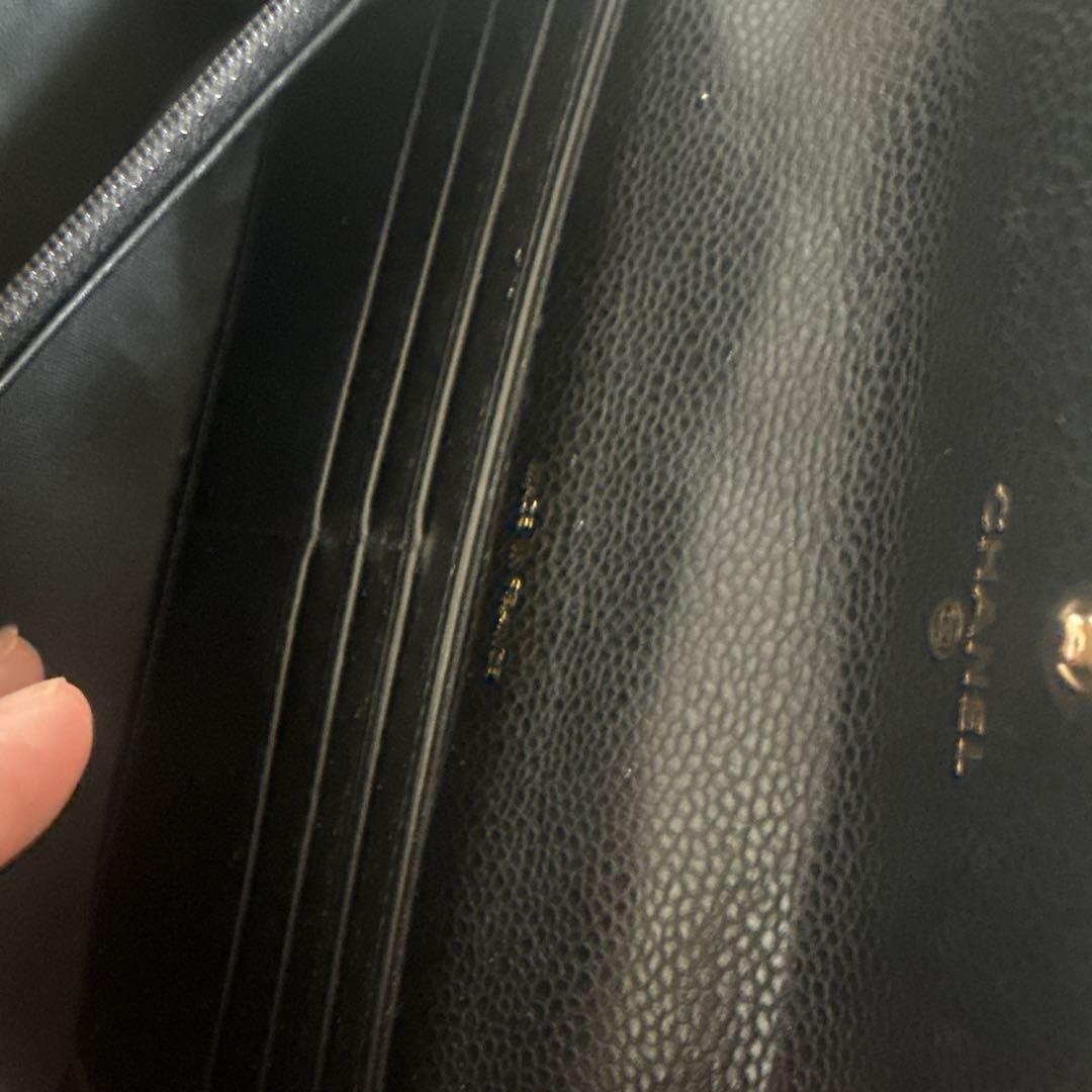 CHANEL BOY CHANEL 長財布　キャビアスキン