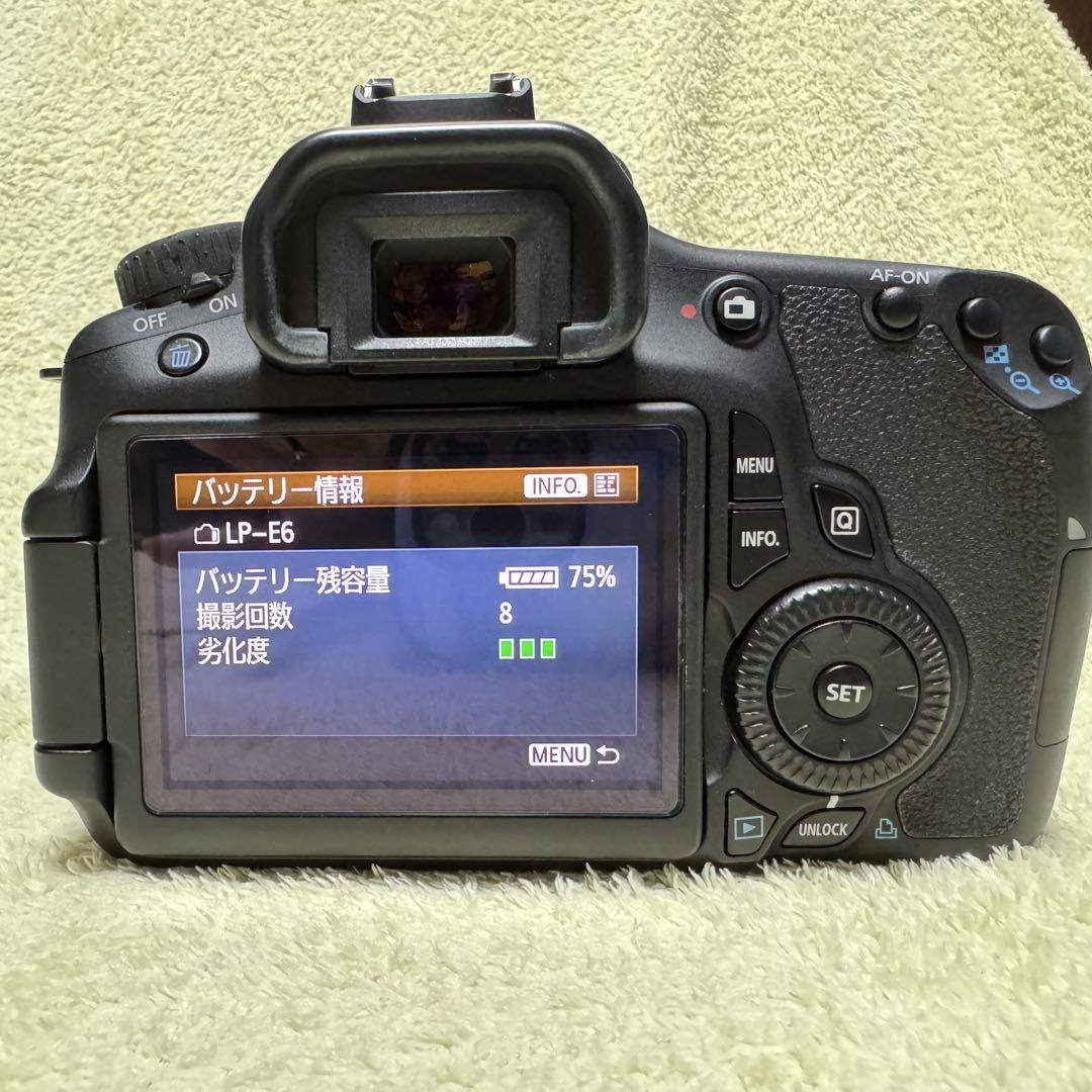 Canon EOS 60D デジタル一眼レフカメラ　ボディ＋リモコン　セット