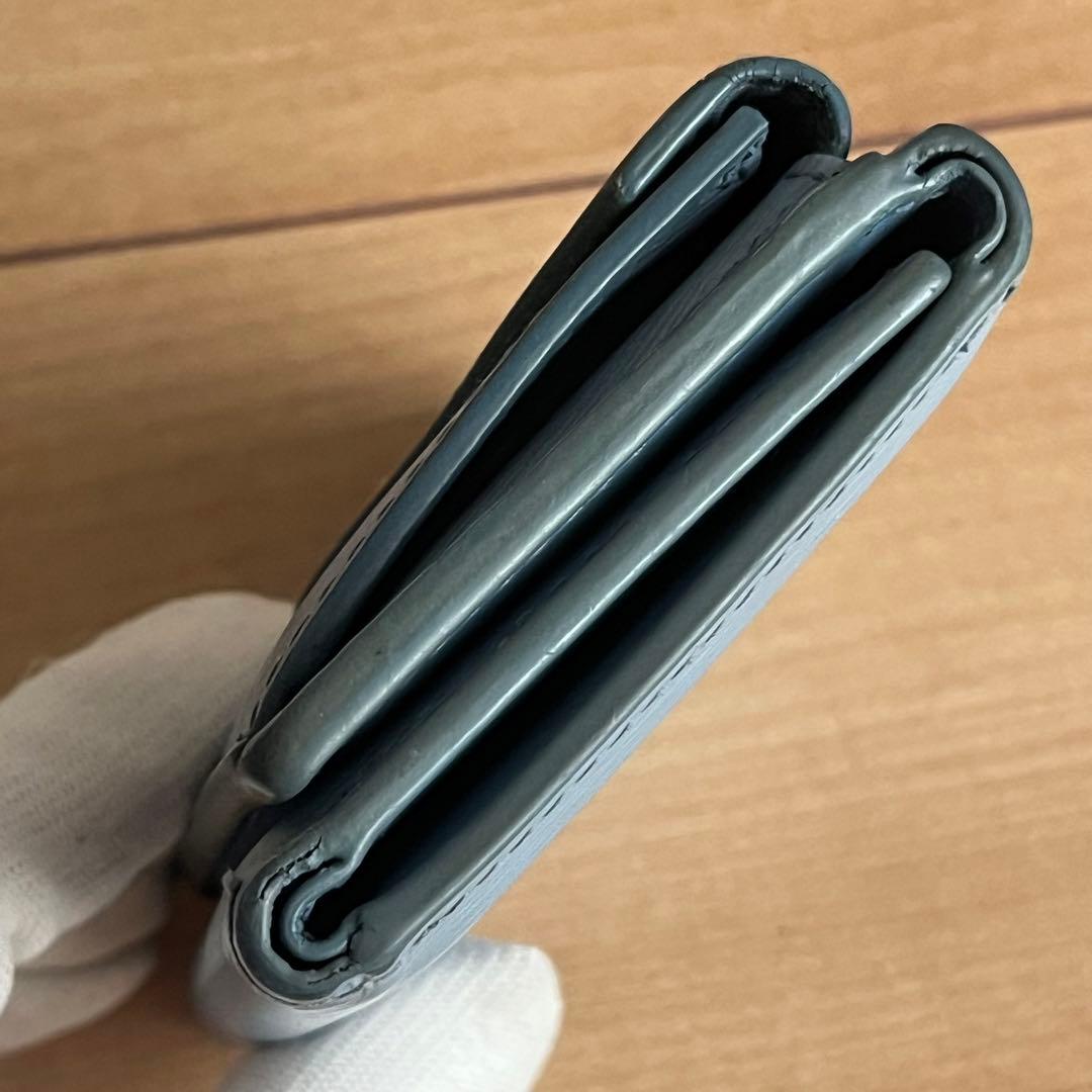 PRADA プラダ 三つ折り財布 ライトブルー 水色 レザー ロゴ