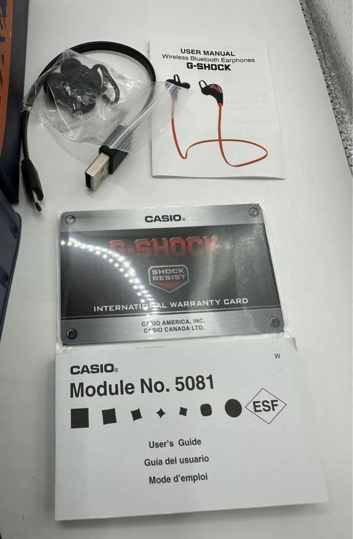 新品未使用 CASIO G-SHOCK GA−100L-2ABUD イヤホン 新品未使用 CASIO G-SHOCK GA−100L-2ABUD イヤホン