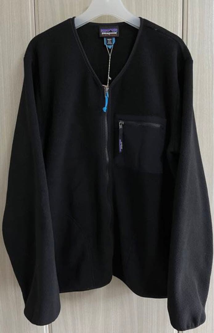 クーポンあ patagonia パタゴニア シンチラカーディガン ブラック L