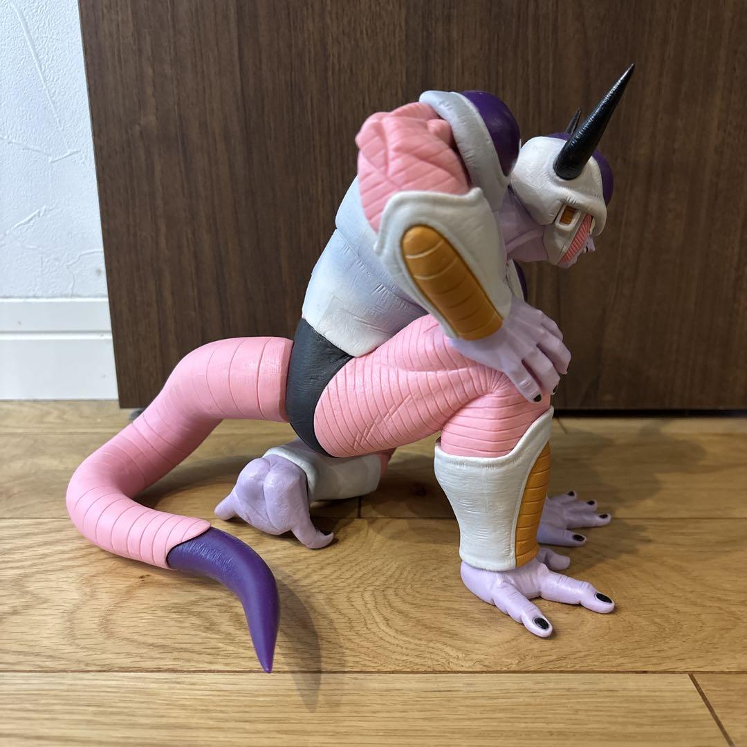 フリーザ第二形態 フィギュア