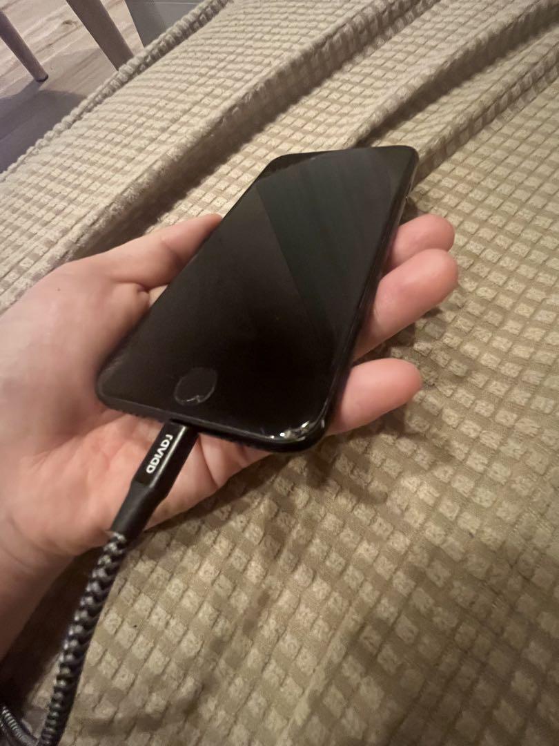 L*G様 iPhoneSE 第2世代 64GB ジャンク