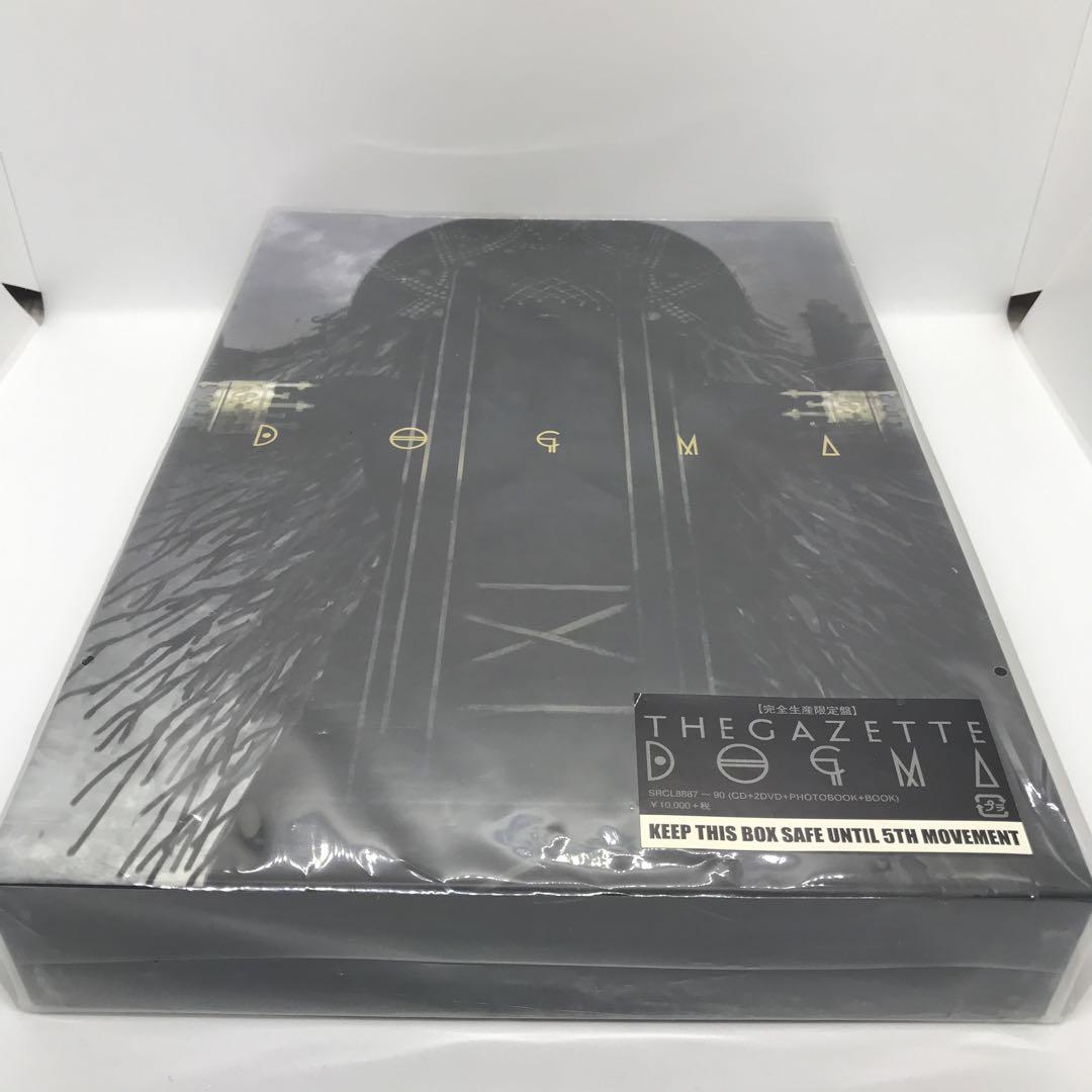 【訳あり新品】DOGMA(完全生産限定盤)(2DVD+写真集+マガジン付) 【訳あり新品】DOGMA(完全生産限定盤)(2DVD+写真集+マガジン付)