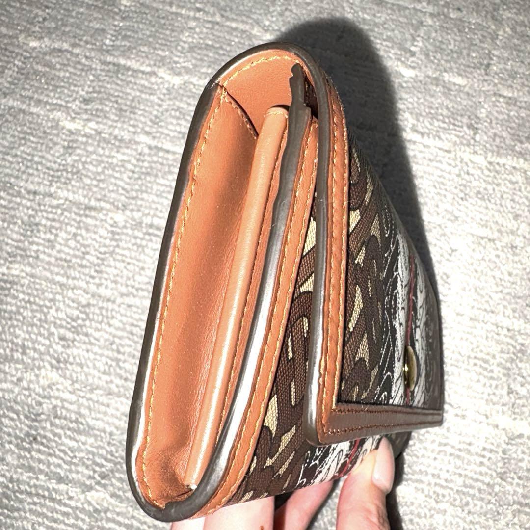 BURBERRY 新品未使用 長財布