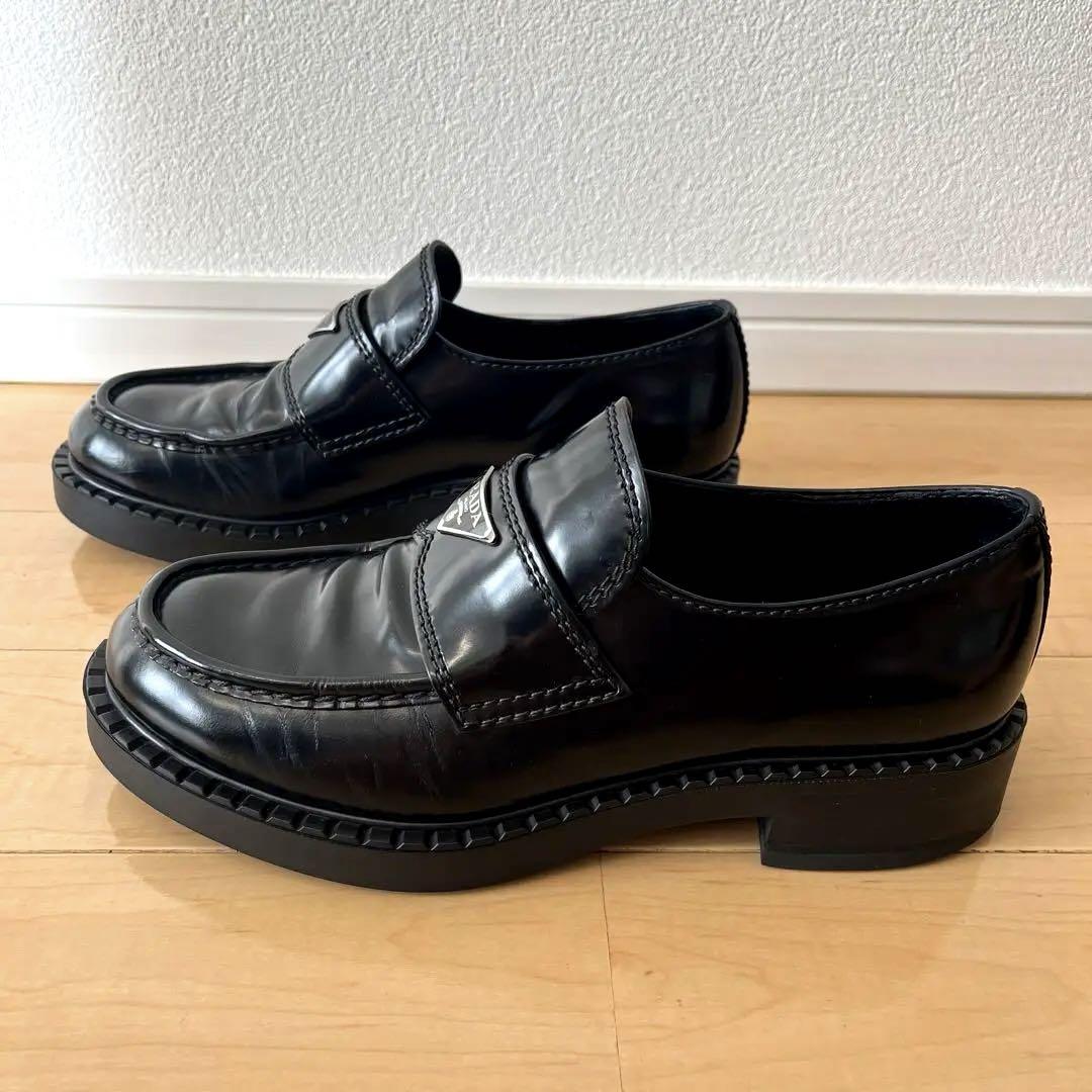 最終値下げ※ ☆美品☆ PRADA プラダ ローファー ブラック 7 最終値下げ※ ☆美品☆ PRADA プラダ ローファー ブラック 7