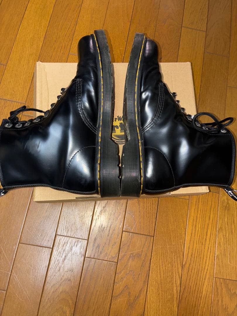 Dr. Martens 1460 ジップ ベックス 8ホール ブーツ Dr. Martens 1460 ジップ ベックス 8ホール ブーツ