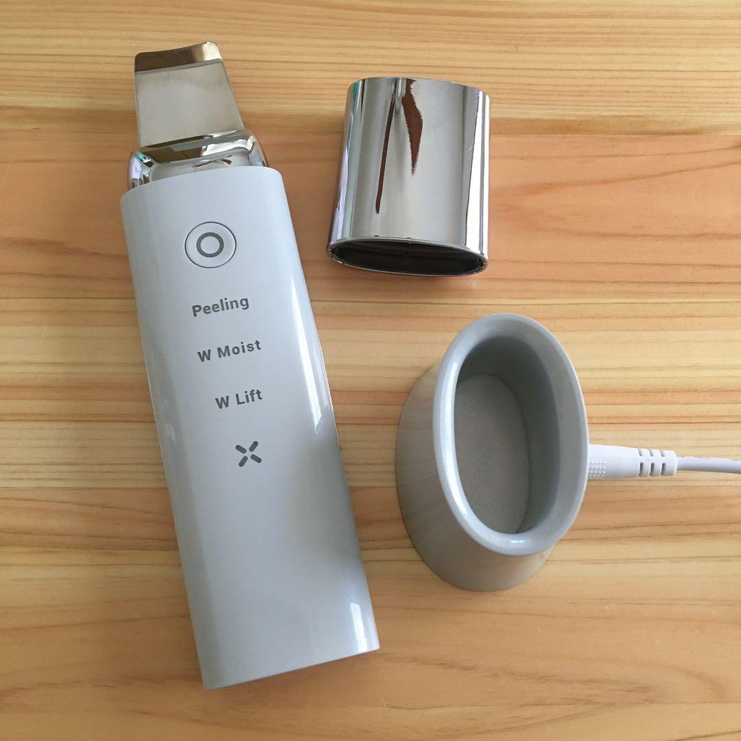美顔器アクリアルピーリングプロ