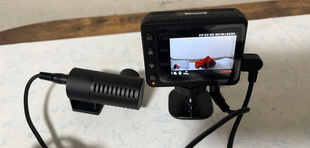 ドライブレコーダー-2-目立った傷や汚れなし