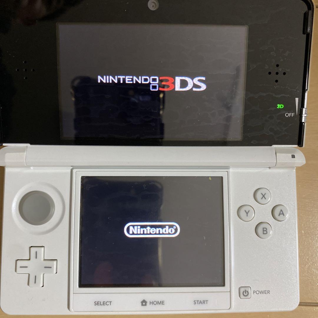 ⭐︎⭐︎専用⭐︎⭐︎  ニンテンドー　3DS 本体　白