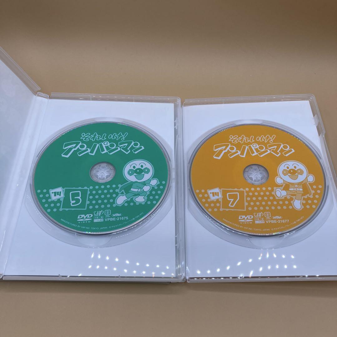 それいけ！アンパンマン映画5本+2本 合計7本 - メルカリ