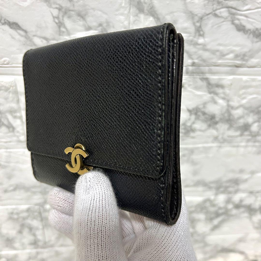 シール付　番号一致ギャランティカード付き　CHANEL ココマーク金具　折り財布