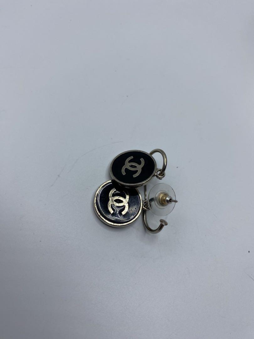 低価格 シャネル ココマーク メルカリ - シルバー 黒 05V ピアス アクセサリー