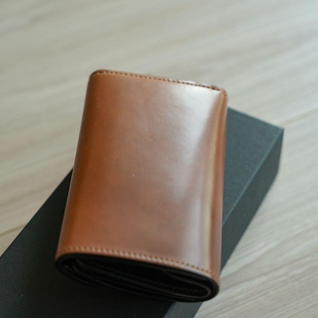 新品。WILDSWANS バーン ホーウィン　シェルコードバン