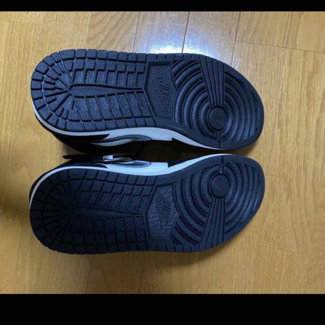 セール中Air jordan 1 mid se black white