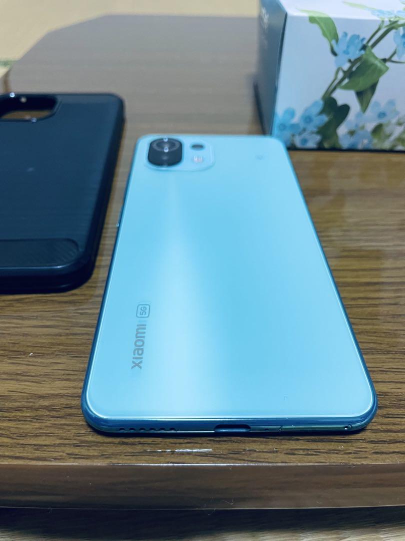 Xiaomi Mi 11 Lite 本体 Sim フリー